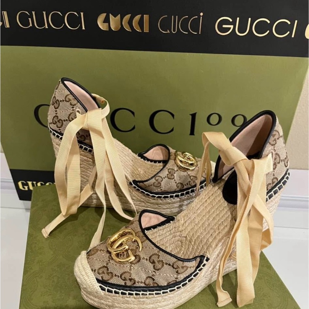 Gucci Beige and Black Espadrille Wedges with Gold Logo
